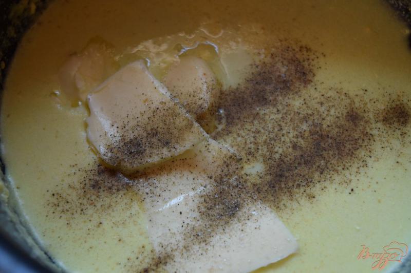 Фото приготовление рецепта: Спаржа в беконе с голландским соусом шаг №4