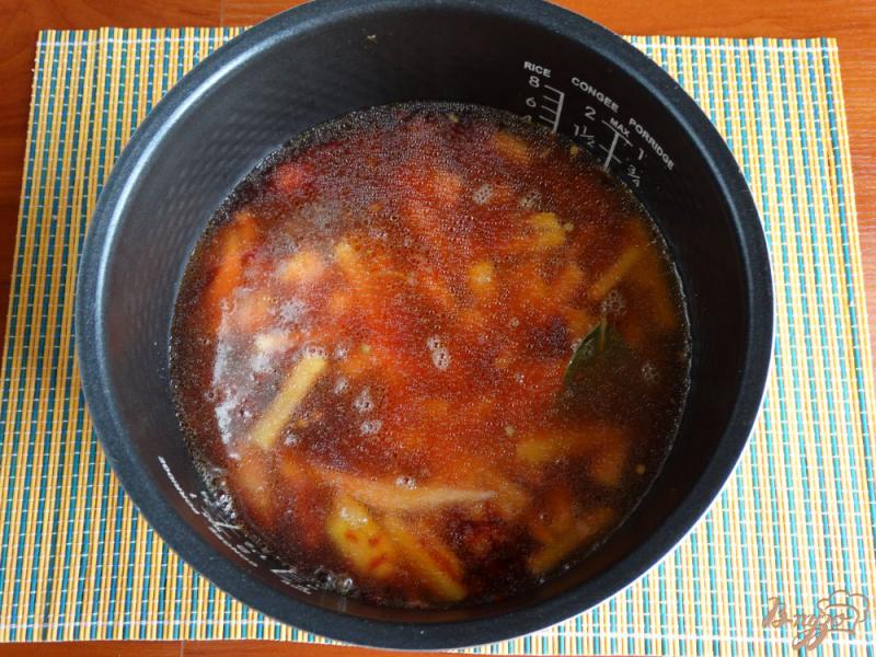 Фото приготовление рецепта: Свекольник с коричневой чечевицей в мультиварке шаг №6