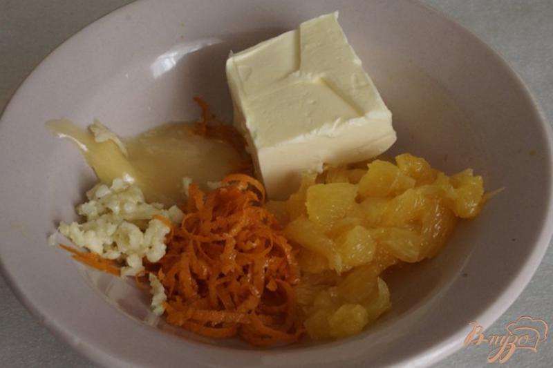 Фото приготовление рецепта: Куриные грудки в апельсиновом соусе+салат из капусты шаг №5