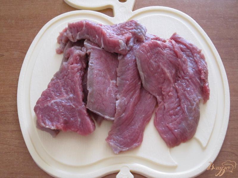 Фото приготовление рецепта: Бефстроганов из говядины в мультиварке шаг №2