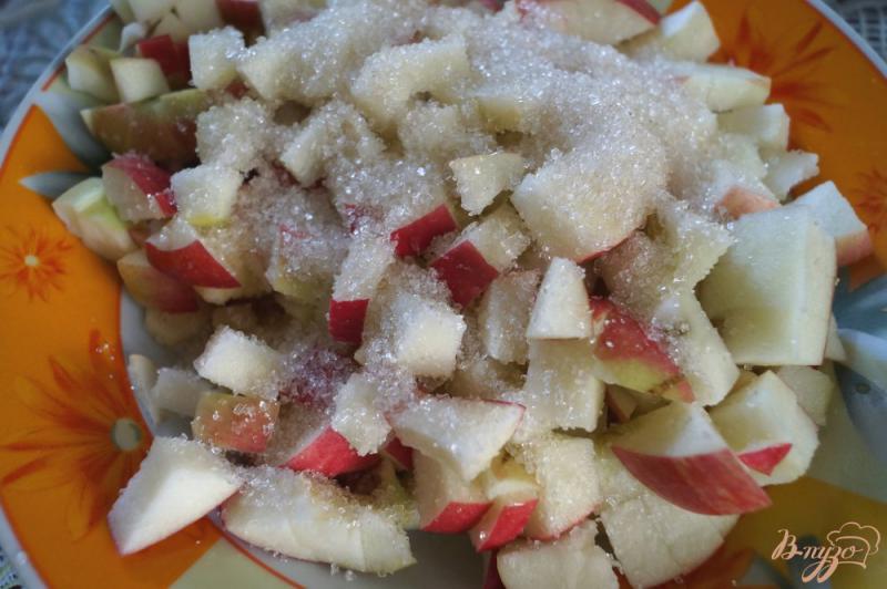 Фото приготовление рецепта: Штрудель с яблоками шаг №3