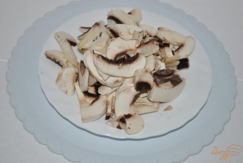 Фото приготовление рецепта: Тортилья с грибами шаг №2