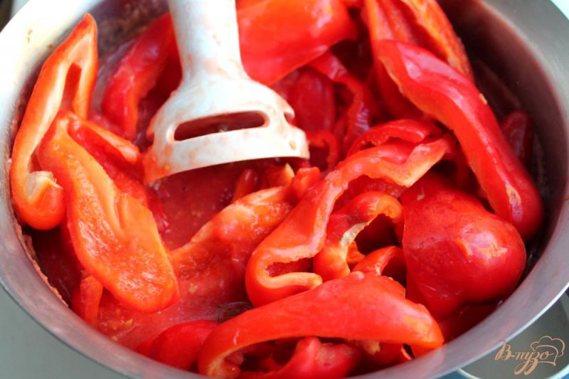 Фото приготовление рецепта: Сладкий кетчуп замороженный на зиму шаг №4