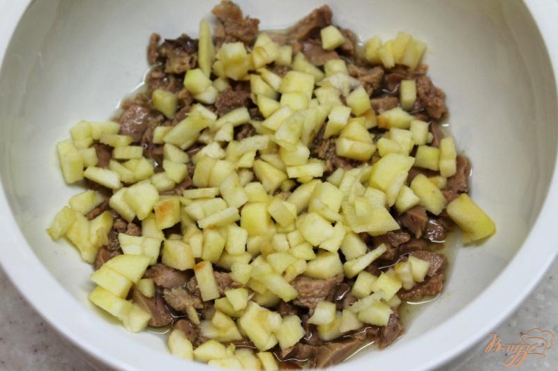 Фото приготовление рецепта: Рисовый салат с печенью трески шаг №2