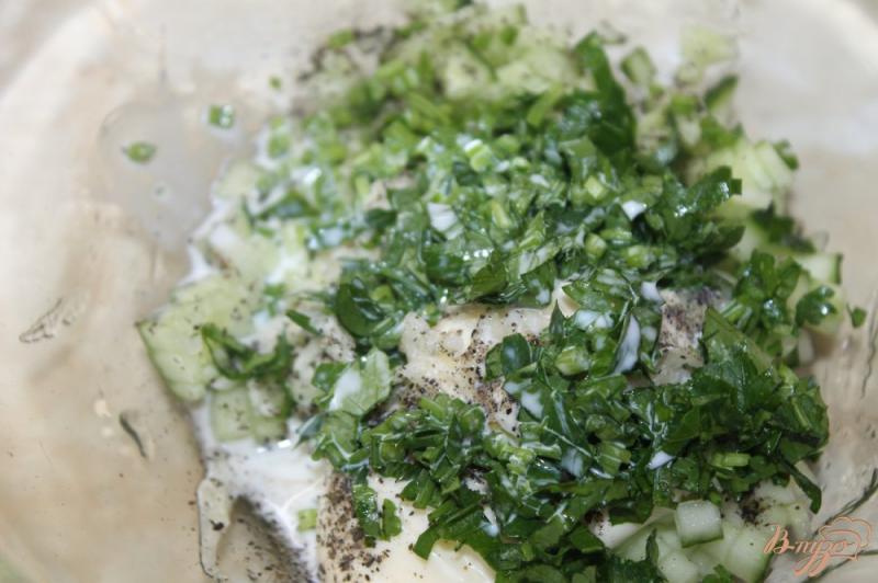 Фото приготовление рецепта: Огуречный соус к рыбе шаг №5