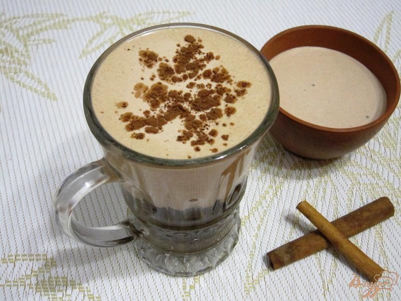Фото приготовление рецепта: Кофе со сливками и шоколадом шаг №9