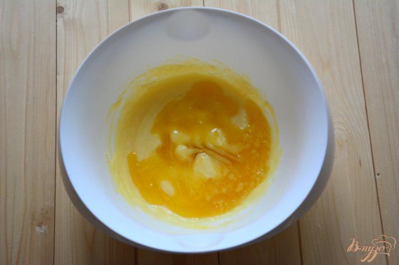 Фото приготовление рецепта: Коврижка медово-лимонная в овсяными хлопьями шаг №3