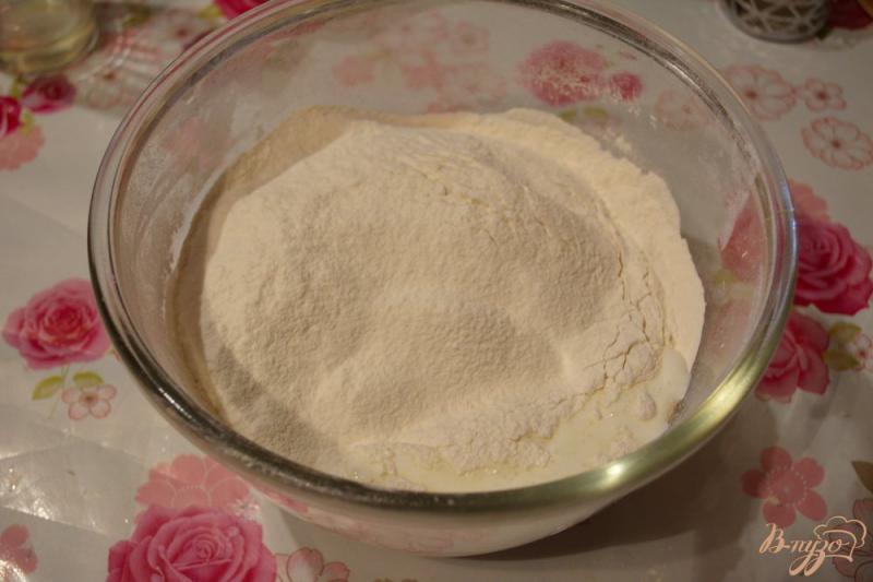 Фото приготовление рецепта: Восточные сырные лепешки быстрым способом ( Хачапури) шаг №4