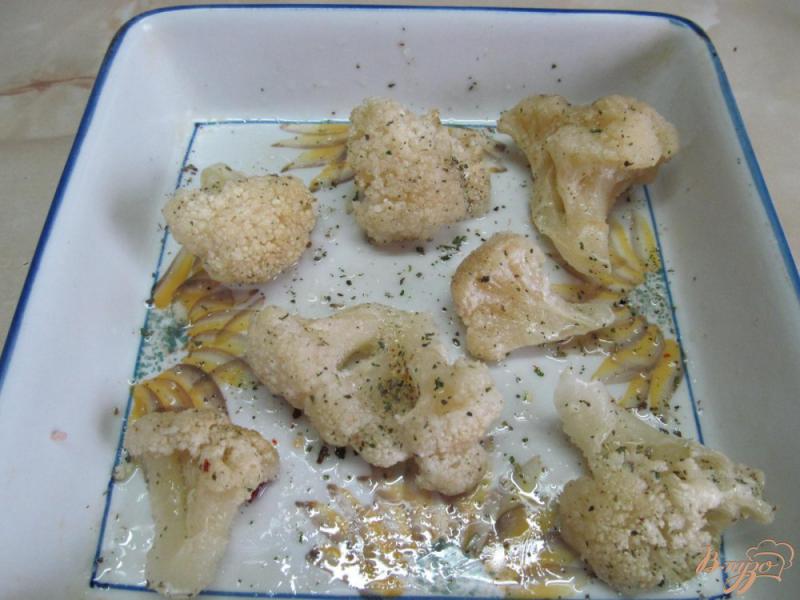 Фото приготовление рецепта: Лапша с цветной капустой и фрикадельками шаг №1