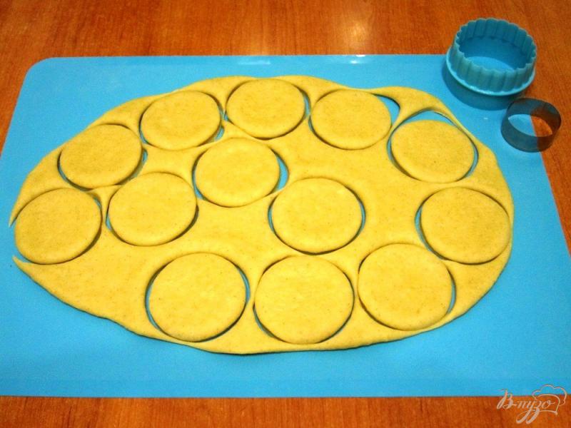 Фото приготовление рецепта: Пончики шаг №10