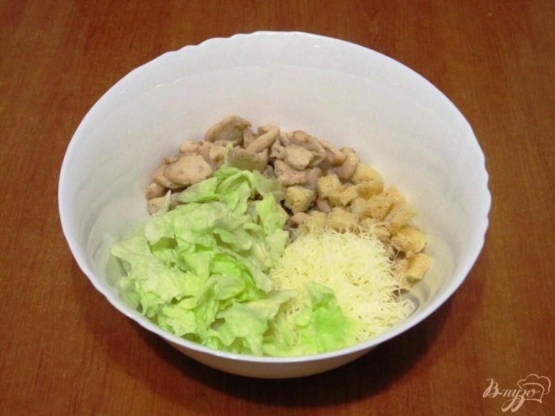 Фото приготовление рецепта: Итальянский салат «Цезарь» шаг №10