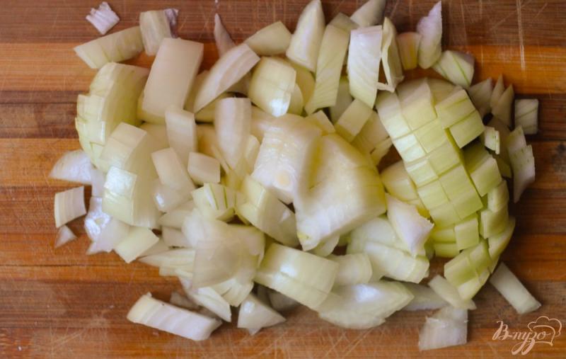 Фото приготовление рецепта: Картофель с курицей и сулугуни в казане шаг №1