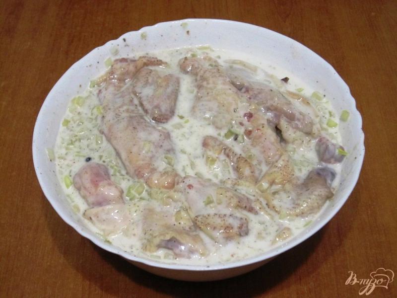 Фото приготовление рецепта: Цыплята в кефирном маринаде шаг №6