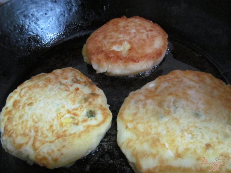 Фото приготовление рецепта: Картофельные зразы с яйцом шаг №4