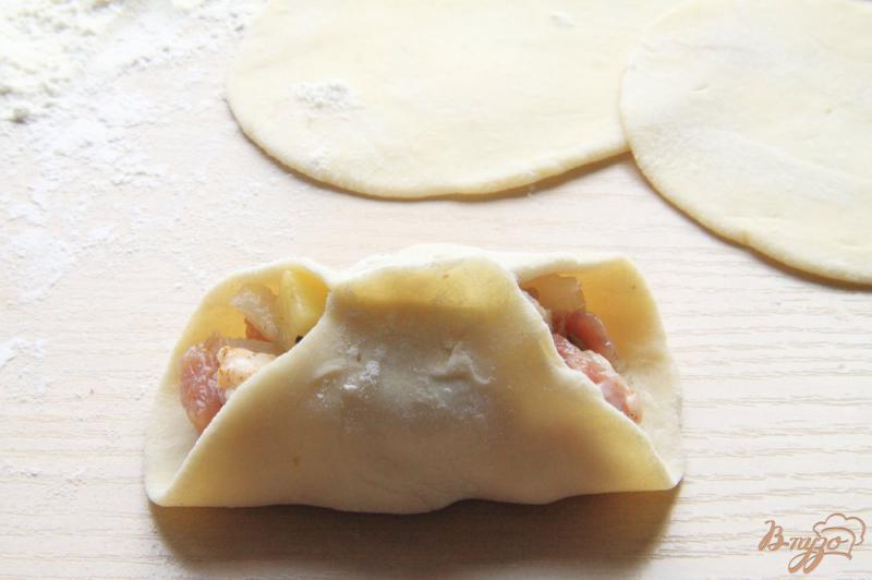 Фото приготовление рецепта: Манты с рубленным мясом и картофелем шаг №12