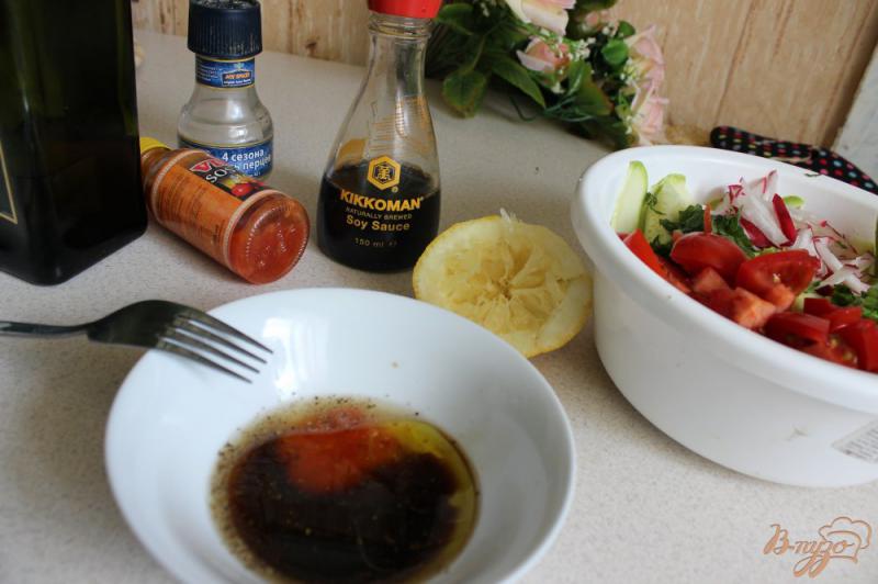Фото приготовление рецепта: Салат к шашлыку из молодых кабачков шаг №6