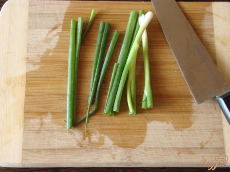 Фото приготовление рецепта: Блинные роллы с овощами и сыром шаг №2