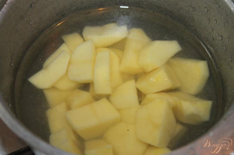Фото приготовление рецепта: Картофельные зразы фаршированные кабачком шаг №1