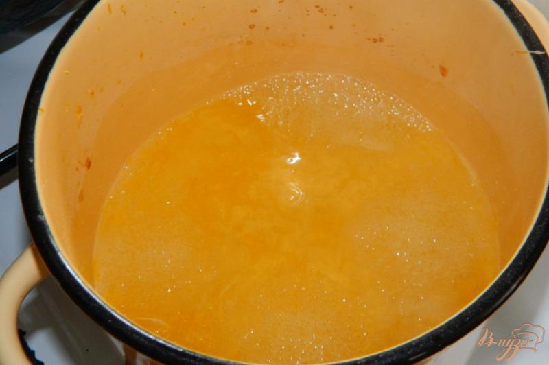Фото приготовление рецепта: Сырно-лимонный пирог со свежими ягодами шаг №3