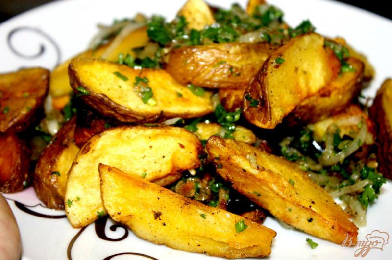 Фото приготовление рецепта: Картофель по - креольски с баклажанами и луком шаг №6