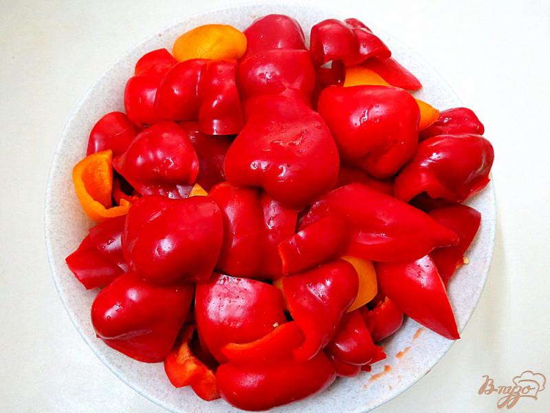 Фото приготовление рецепта: Лечо с перцем и томатный пастой шаг №3