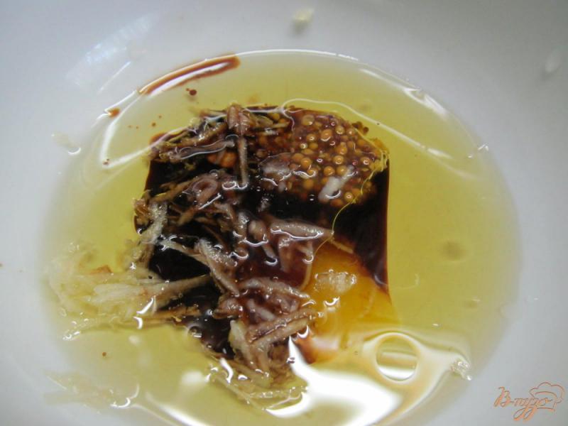 Фото приготовление рецепта: Сладкий соус для греческого салата. шаг №3