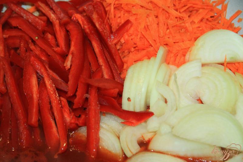 Фото приготовление рецепта: Салат из кабачков на зиму « Анкл Бенс » шаг №2
