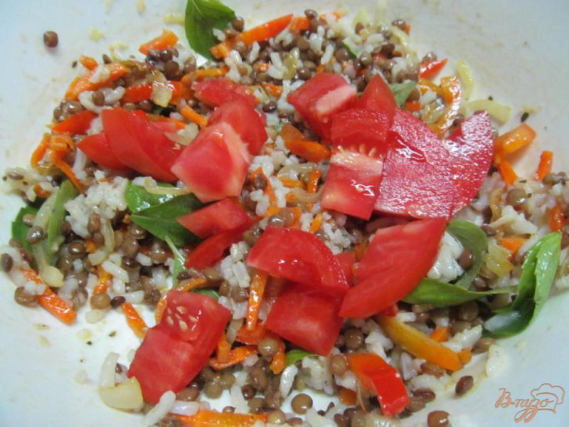 Фото приготовление рецепта: Салат из риса с чечевицей шаг №6