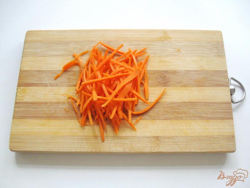 Фото приготовление рецепта: Маринованные кабачки с морковью шаг №3