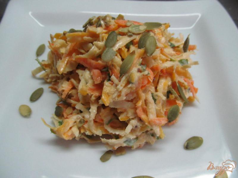 Фото приготовление рецепта: Салат из сельдерея шаг №6
