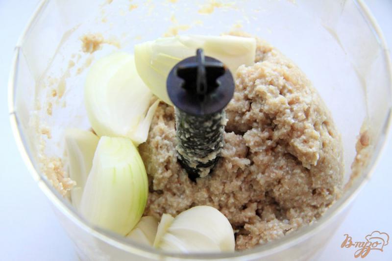 Фото приготовление рецепта: Форшмак из сельди с яблоком шаг №5