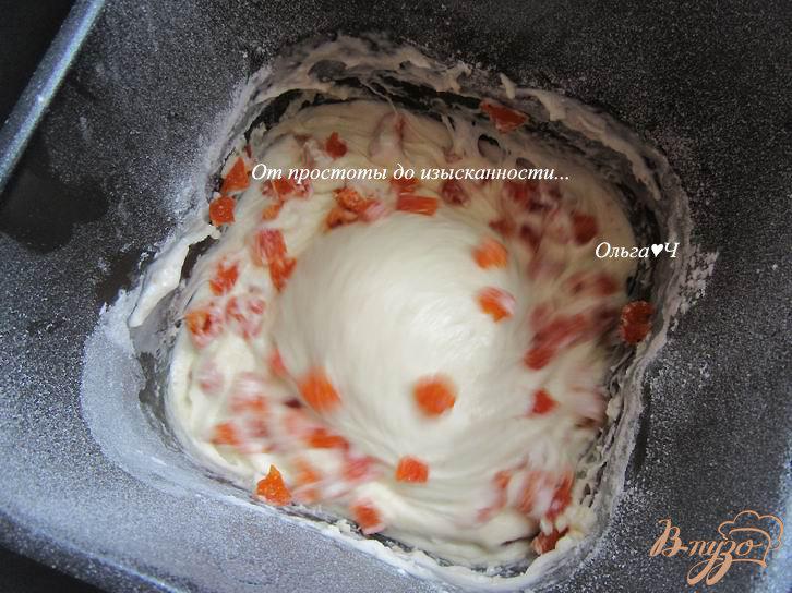 Фото приготовление рецепта: Пасхальный кулич с мандаринами шаг №4