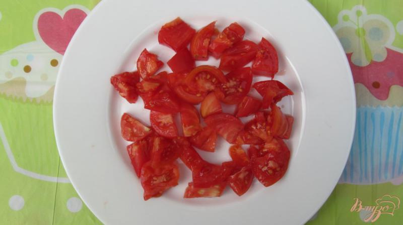 Фото приготовление рецепта: Салат со шпинатом и сухариками шаг №2