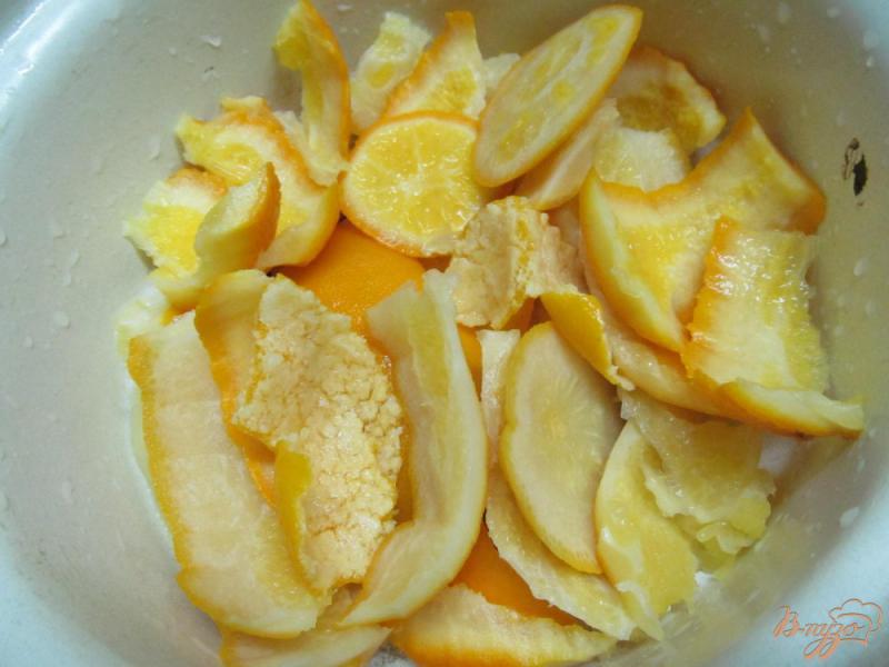 Фото приготовление рецепта: Кисель из апельсиновых корок шаг №2