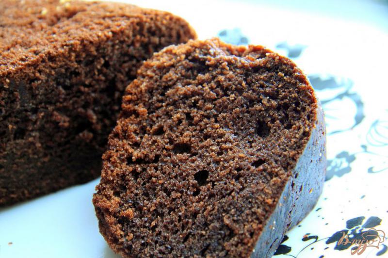 Фото приготовление рецепта: Шоколадный бисквит в мультиварке шаг №6