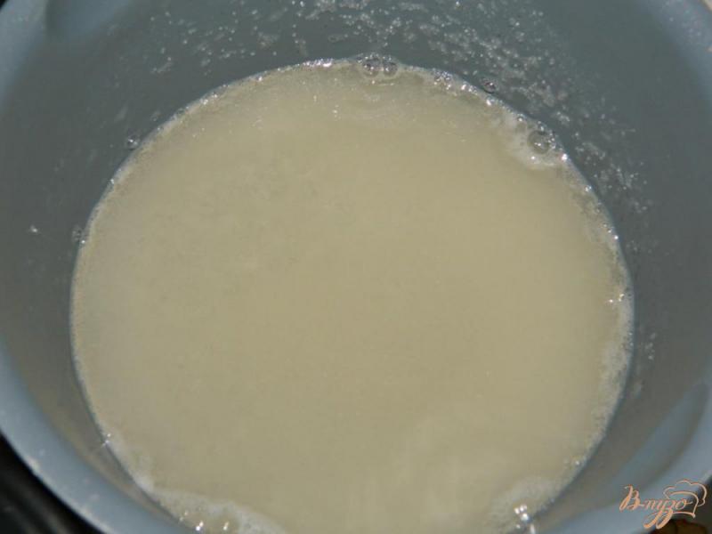 Фото приготовление рецепта: Белковый заварной крем шаг №2