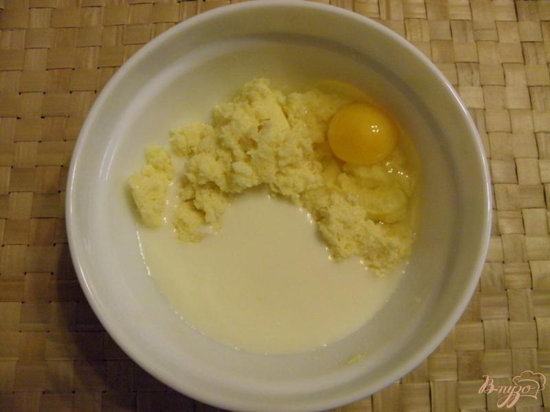 Фото приготовление рецепта: Молочные коржики шаг №3