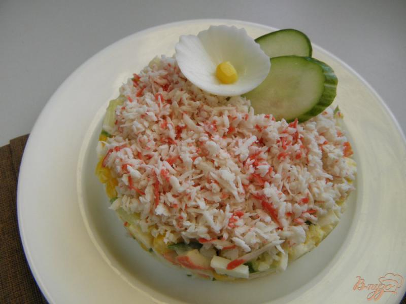 Фото приготовление рецепта: Крабовый салат с рисом шаг №7