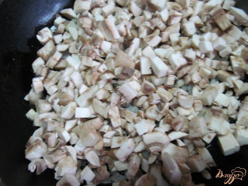 Фото приготовление рецепта: Гречневые блины с грибами шаг №2