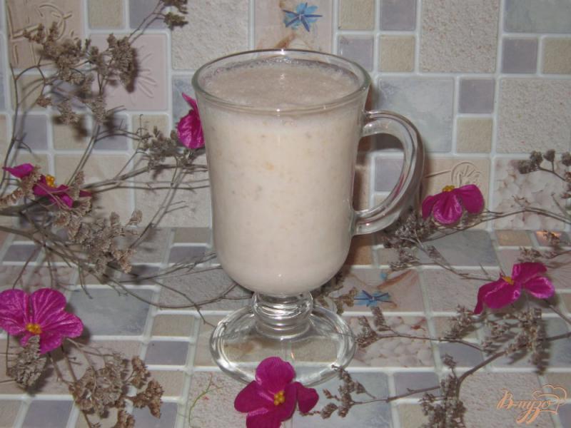 Фото приготовление рецепта: Молочный коктейль с инжиром и бананом шаг №6