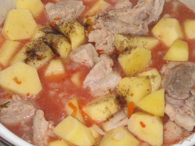 Фото приготовление рецепта: Рагу из свинины с картофелем шаг №9