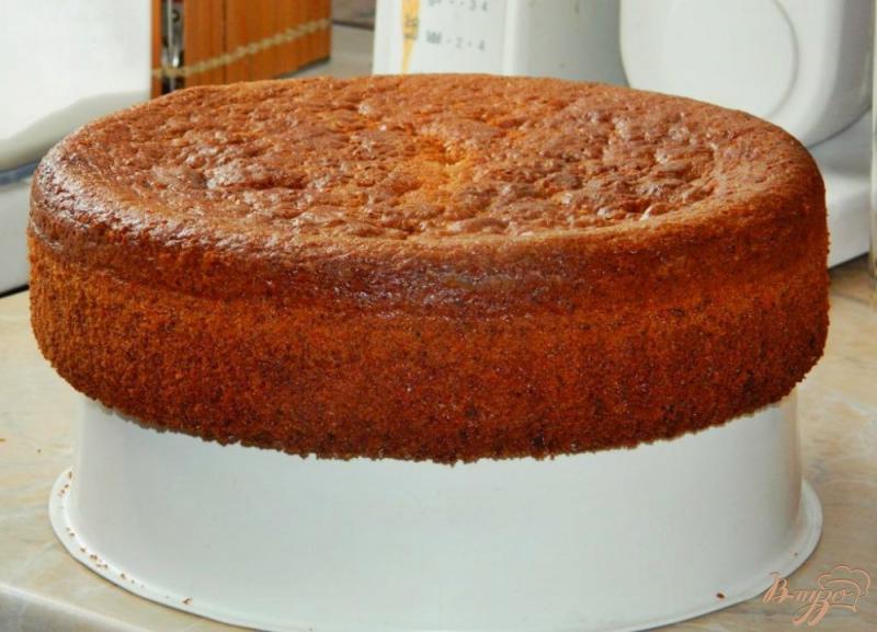 Фото приготовление рецепта: Творожный бисквит для торта шаг №5