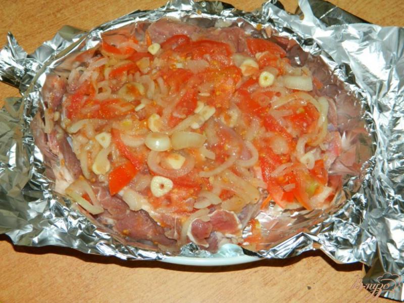 Фото приготовление рецепта: Свинина с овощами в фольге шаг №3