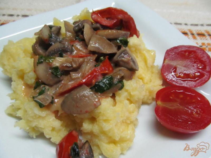 Фото приготовление рецепта: Грибной соус с помидором шаг №5
