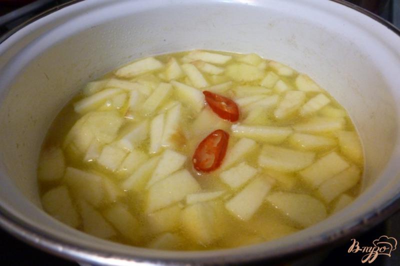 Фото приготовление рецепта: Яблочный суп шаг №5