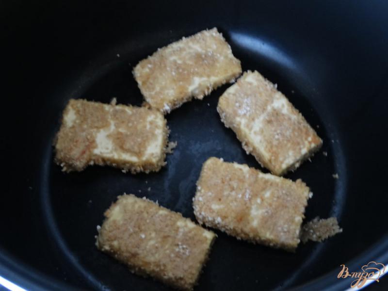 Фото приготовление рецепта: Жареный тофу шаг №4