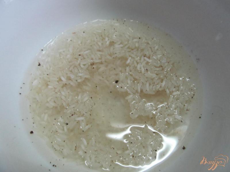 Фото приготовление рецепта: Рыба с рисом в горшочке шаг №1