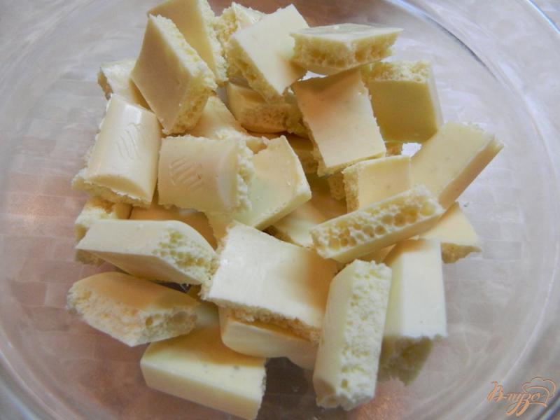 Фото приготовление рецепта: Конфеты из миндаля и белого шоколада шаг №4