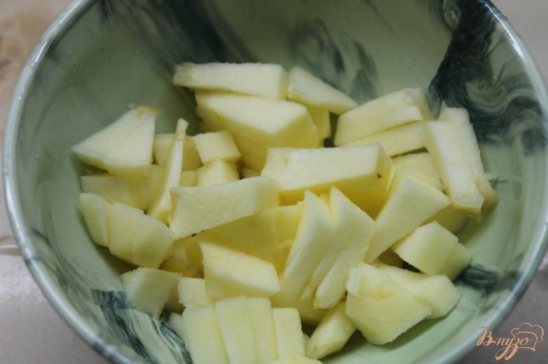 Фото приготовление рецепта: Штрудель с яблоками и персиком шаг №1