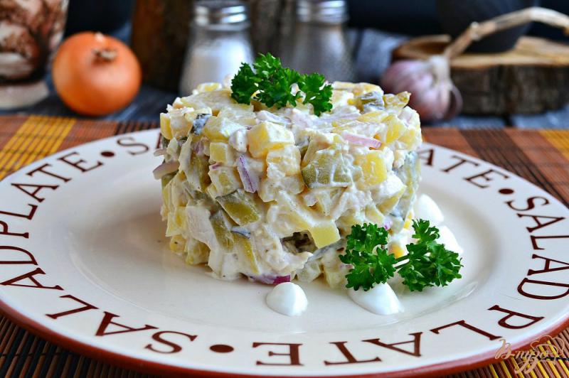 Фото приготовление рецепта: Финский картофельный салат с курицей шаг №7